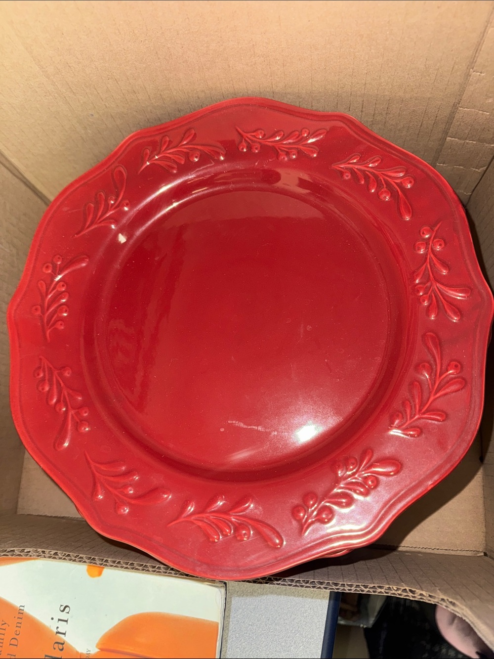 Better Homes And Gardens Set of 4 Red Embossed Ceramic Dinner Plate